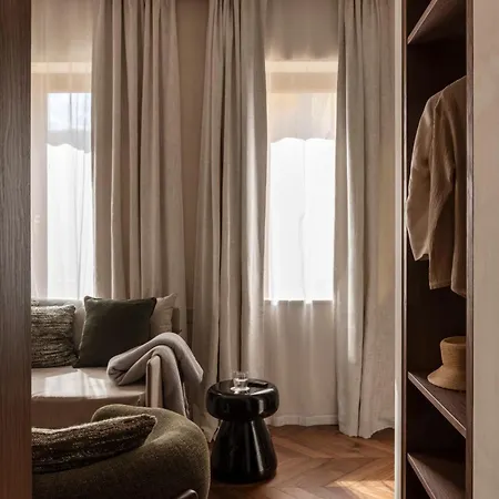 Naman Hotellerie - Spagna Affittacamere Roma